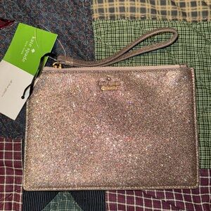 Kate Spade New York large wristlet new with tags